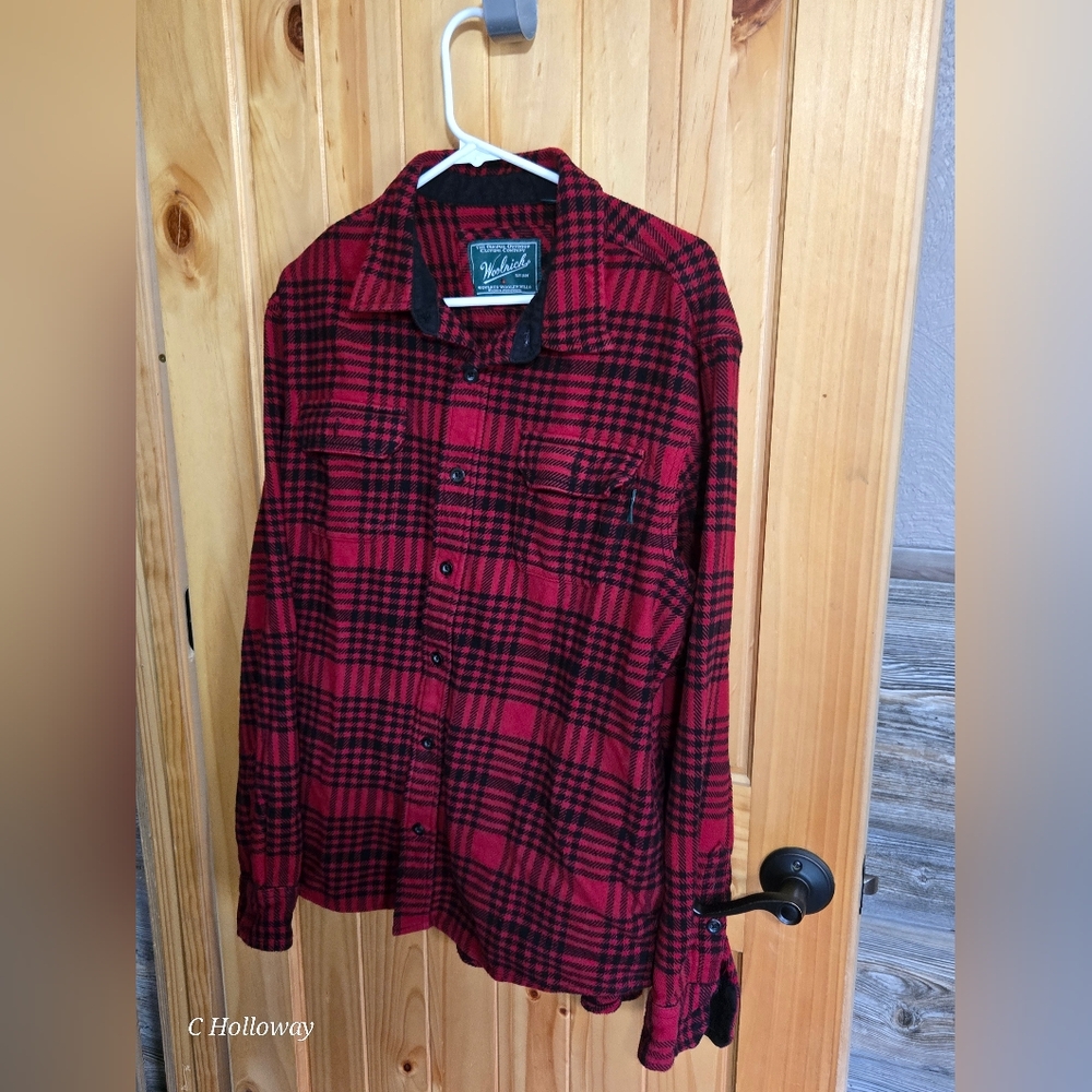 Woolrich Brawny Flannel Shirt Shacket Mens X-Large Red Buffalo Plaid Pockets